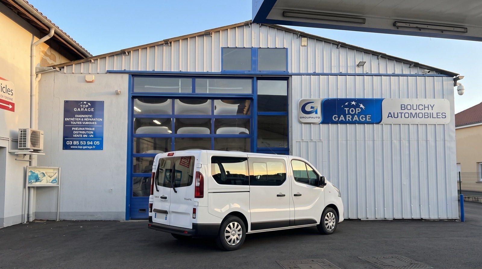 Minibus 9 places en location chez Bouchy Automobiles